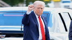 ‘मदद रास्ते में है’: ट्रंप ने ईरानियों से प्रदर्शन जारी रखने की अपील की