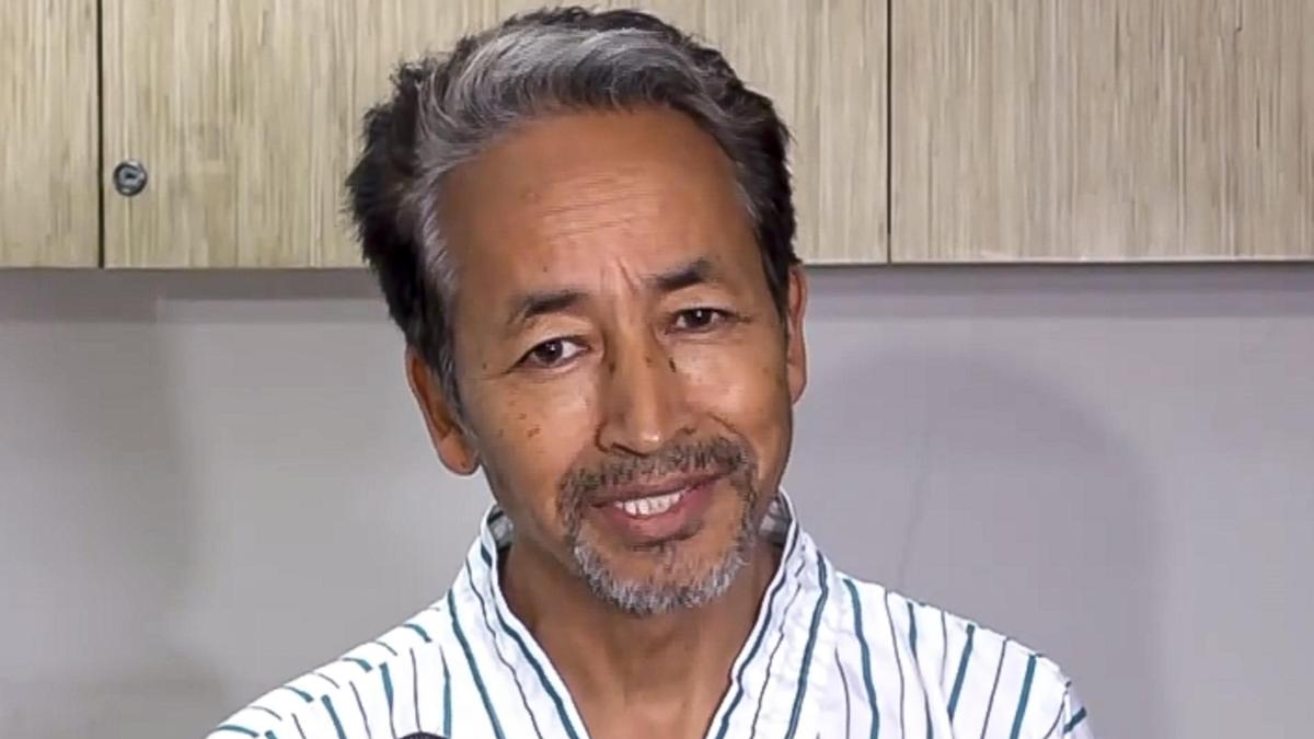 आज अस्पताल से डिस्चार्ज होंगे सोनम वांगचुक, राजघाट जाकर देंगे महात्मा गांधी को श्रद्धांजलि